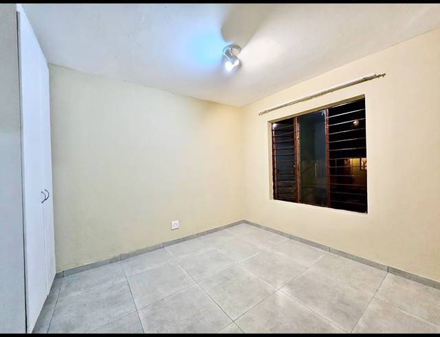 1 bed property for sale in ESTHER PARK